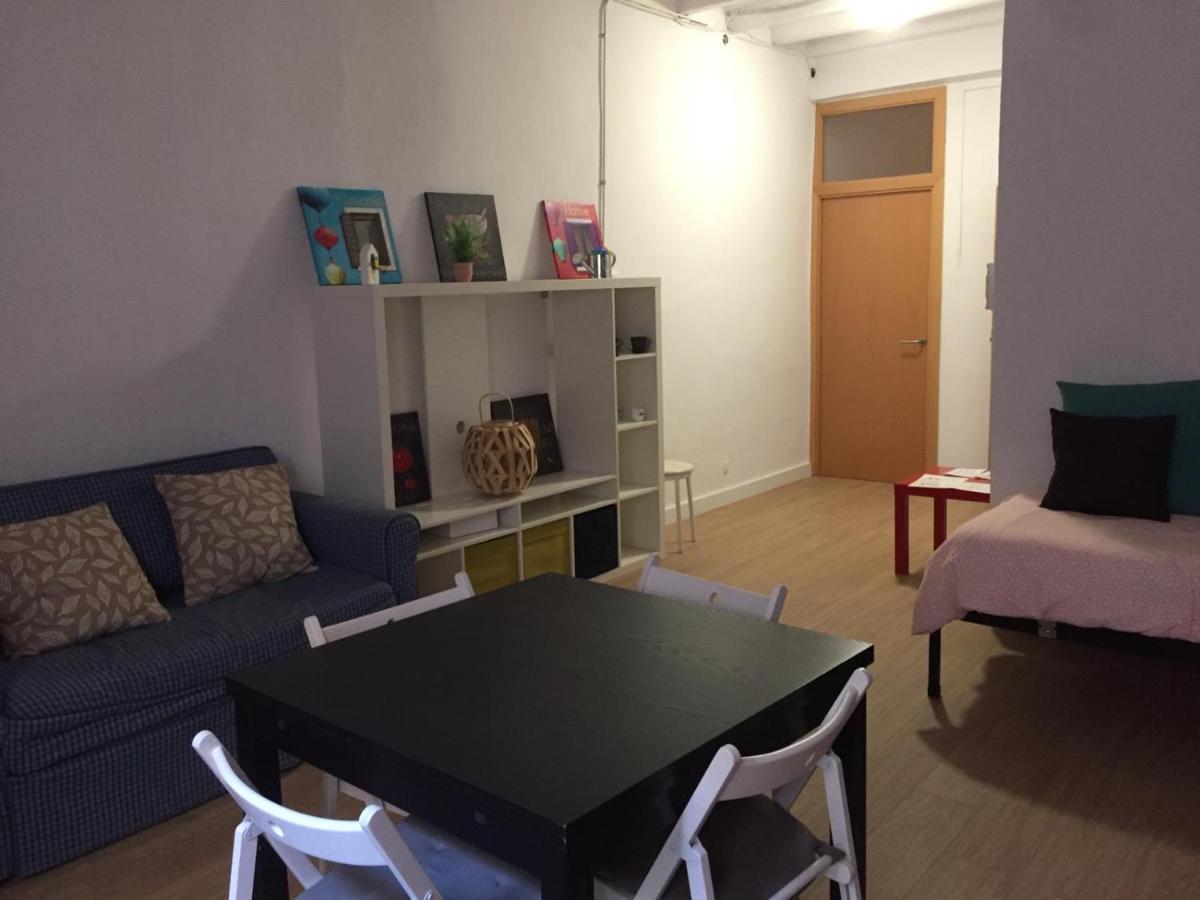 Reus Apartments Экстерьер фото