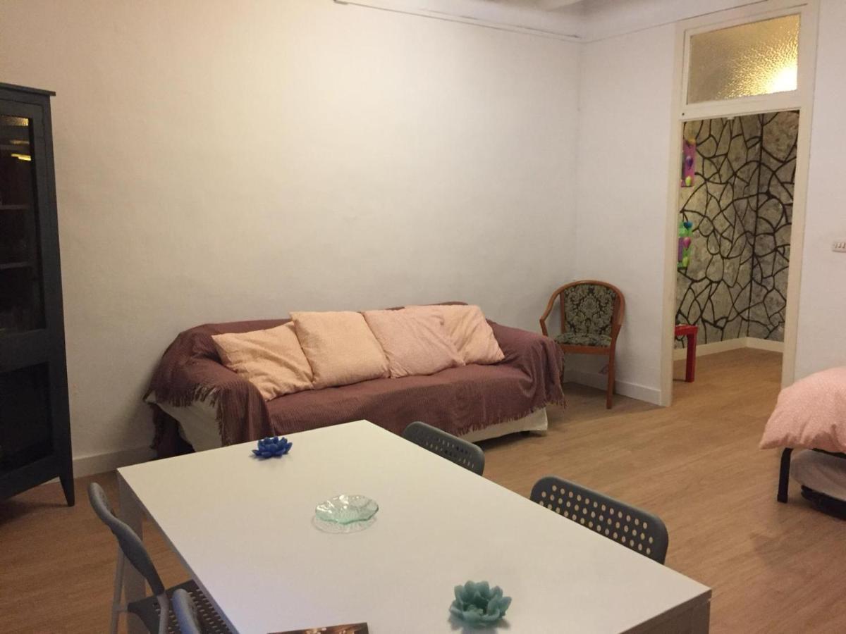 Reus Apartments Экстерьер фото
