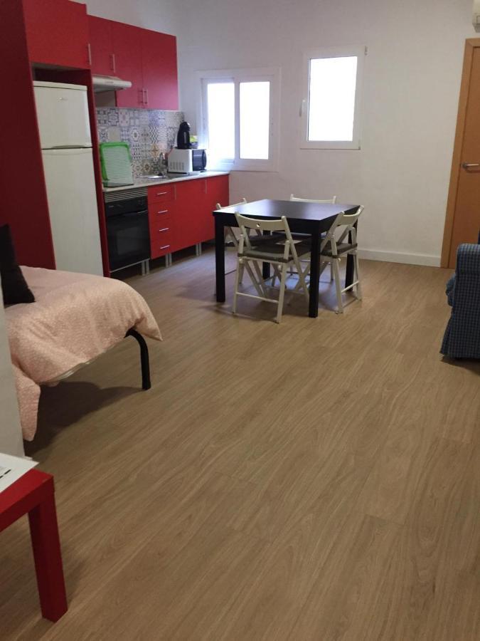 Reus Apartments Экстерьер фото