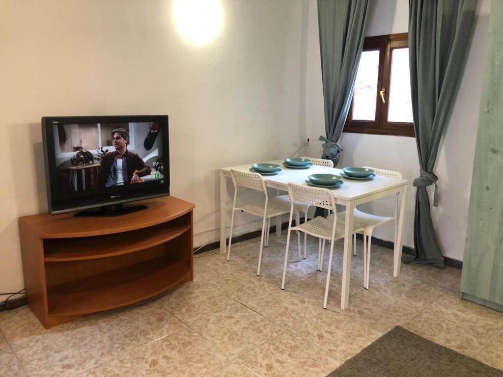 Reus Apartments Экстерьер фото