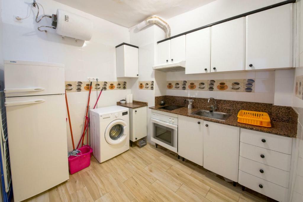 Reus Apartments Экстерьер фото